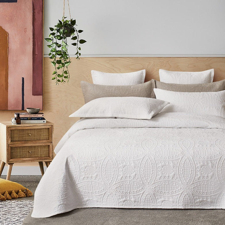 King Lisbon Quilted 3 Pieces Embossed Coverlet Set- White