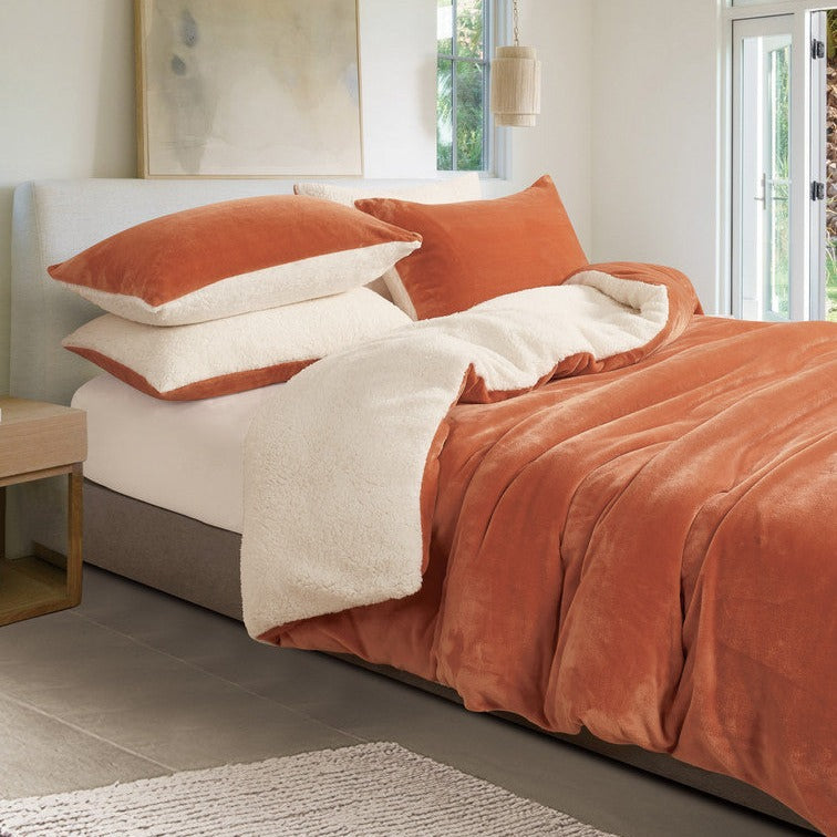 King 2 in 1 Teddy Sherpa Quilt Cover Set and Blanket - Terracotta